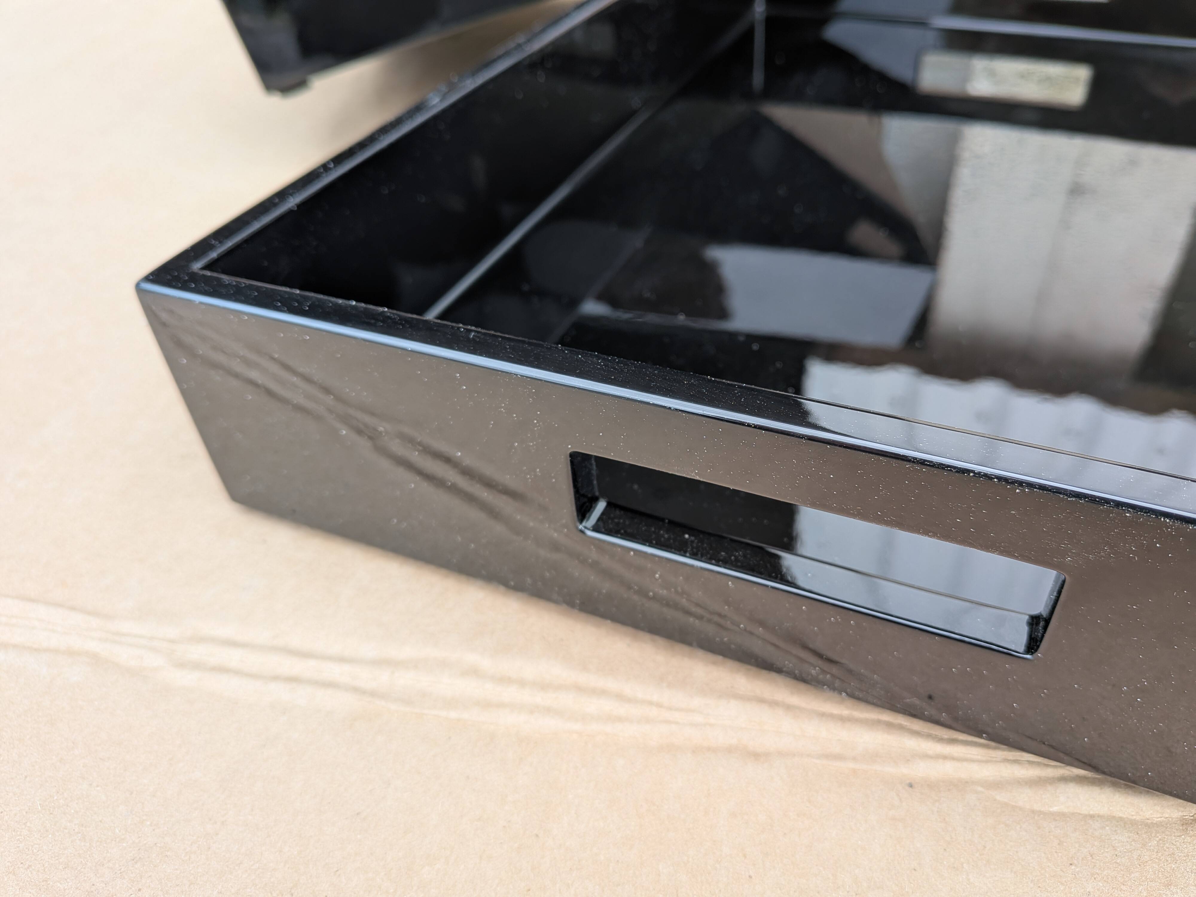 Set of 2 lacquered nesting trays from Rosee in Ink/black colour.