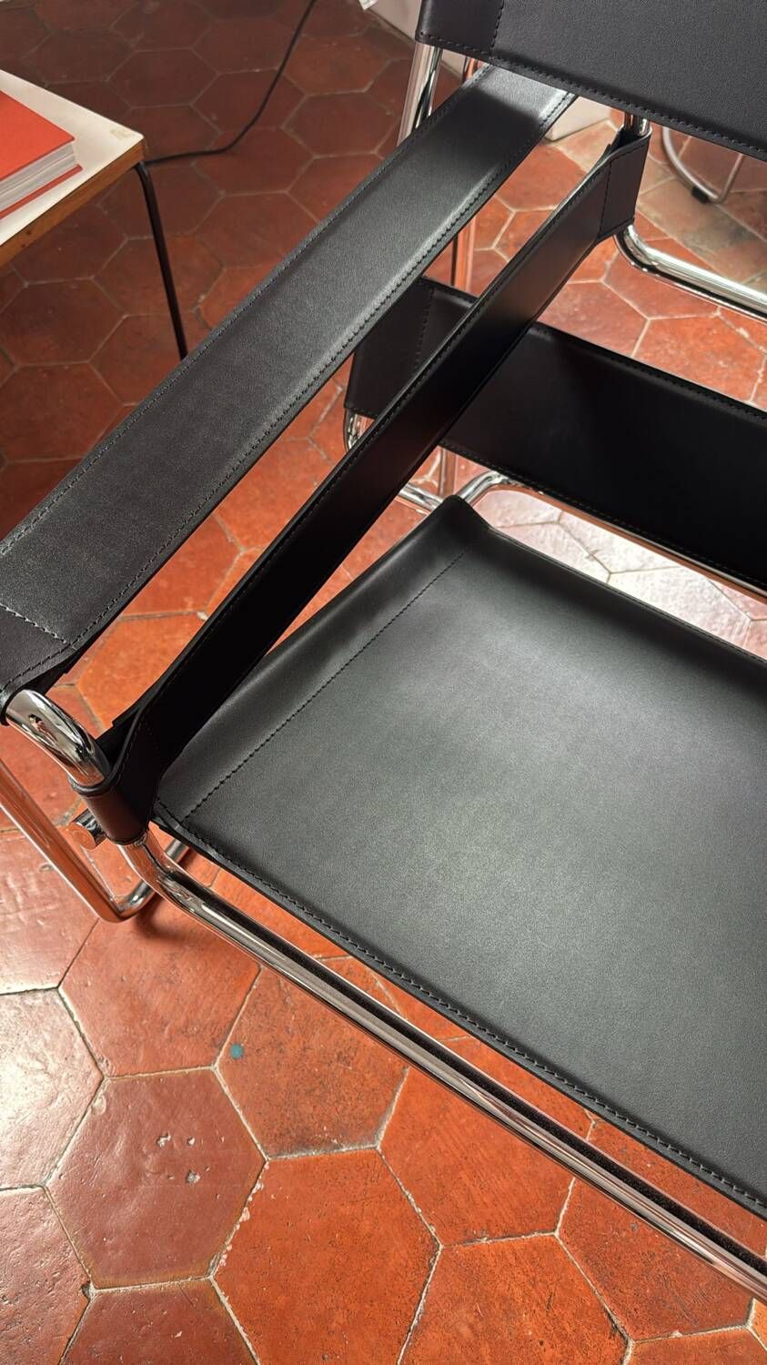 Wassily designer armchair - Marcel Breuer style - black cowhide leather