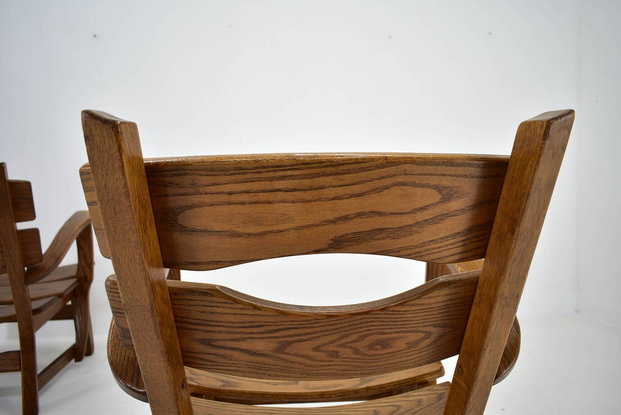 Paire de fauteuils lounge brutalistes en chêne massif par Dittmann & Co., 1970s