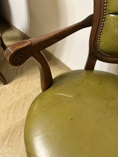 Chesterfield office chair