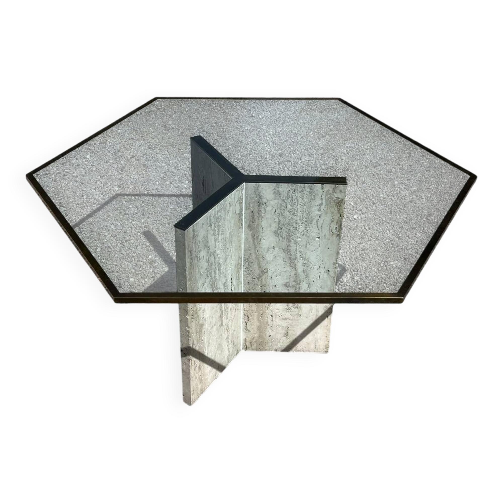Dining table in travertine, glass top and brass (c.1980)