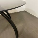 Dining table spider table Knoll