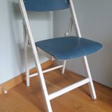Folding chair