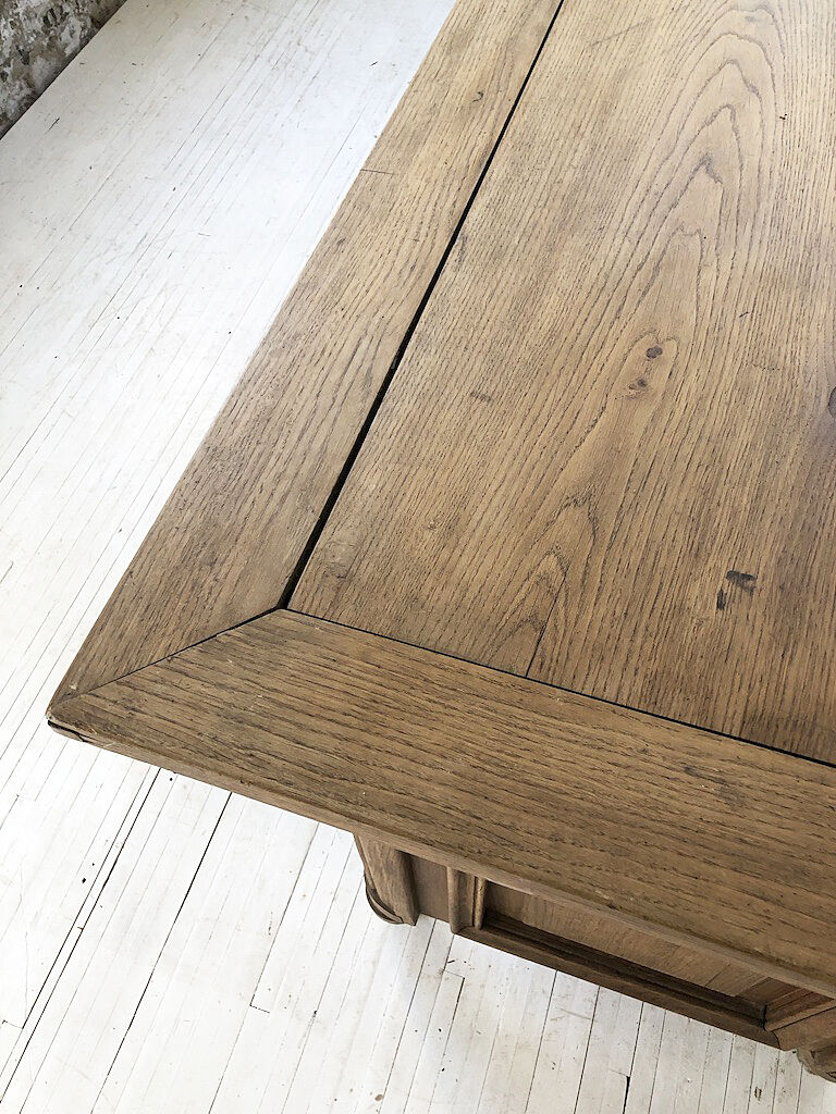 XL 19th Oak Counter