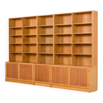 Bibliothèque en chêne extra large scandinave des années 60 par Nordiska Kompaniet, Suède, 1964