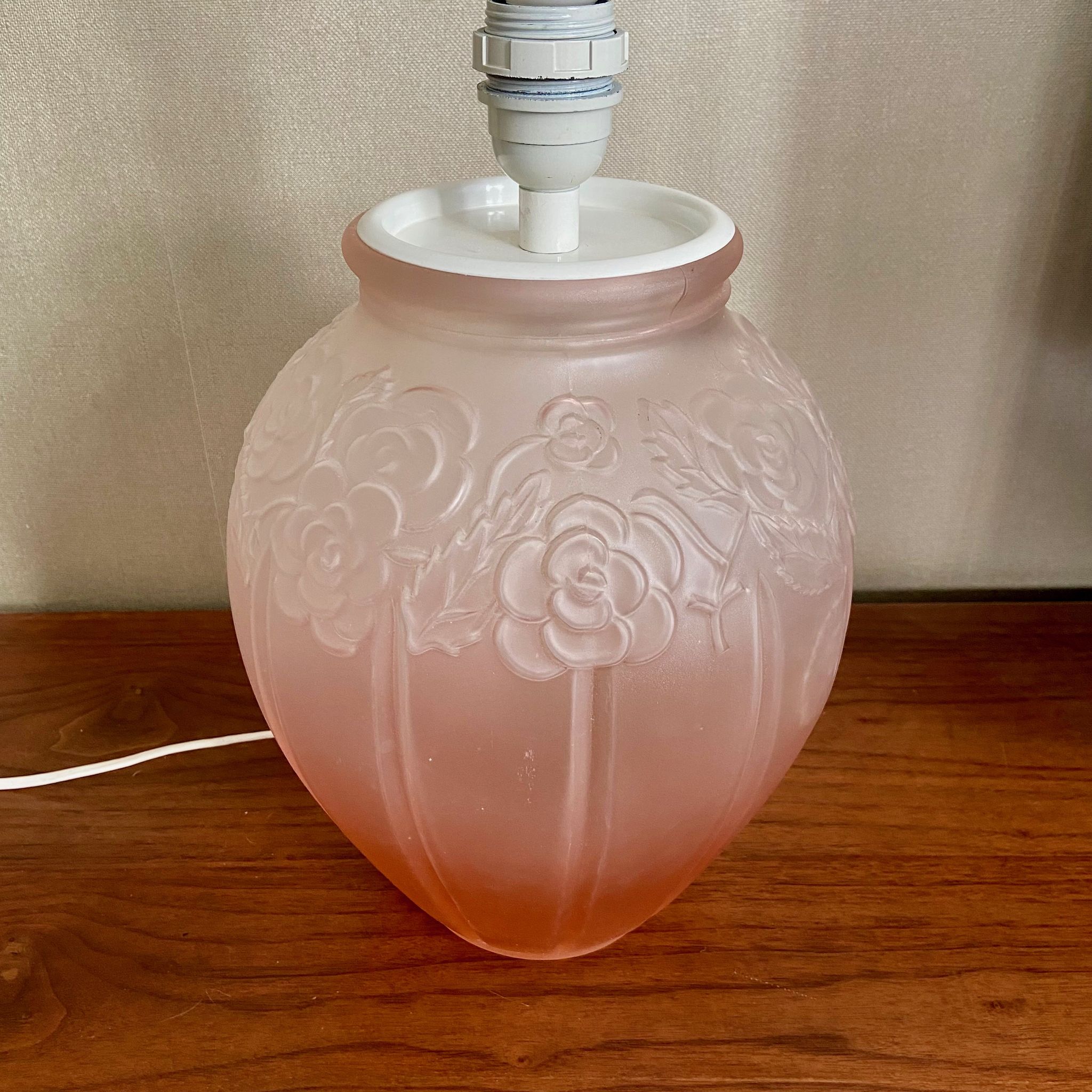 Pink molded glass lamp foot-Art Deco style-Pink décor
