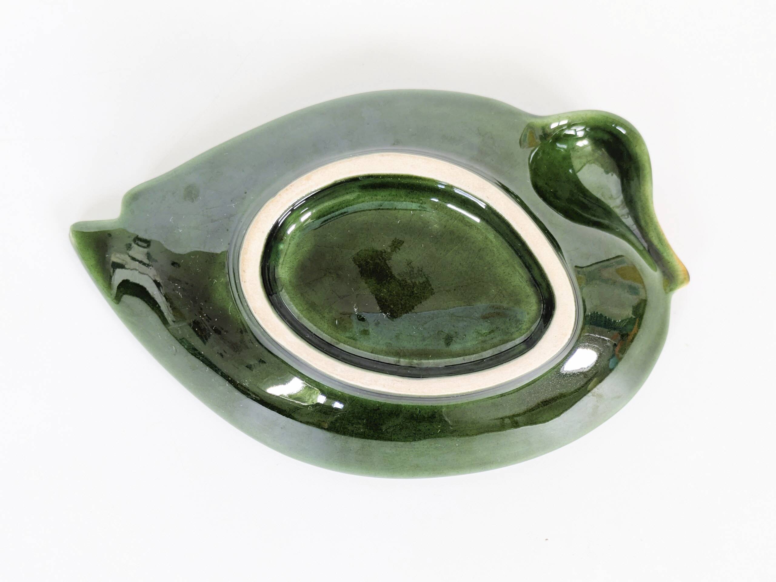 Vintage green ceramic duck dish, pocket tray or soap holder.