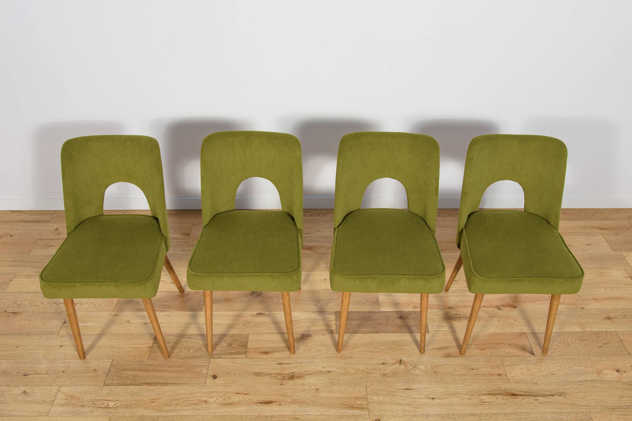 Shell Chairs from Bydgoszcz Furniture Factory, Poland, 1960s, Set of 4
