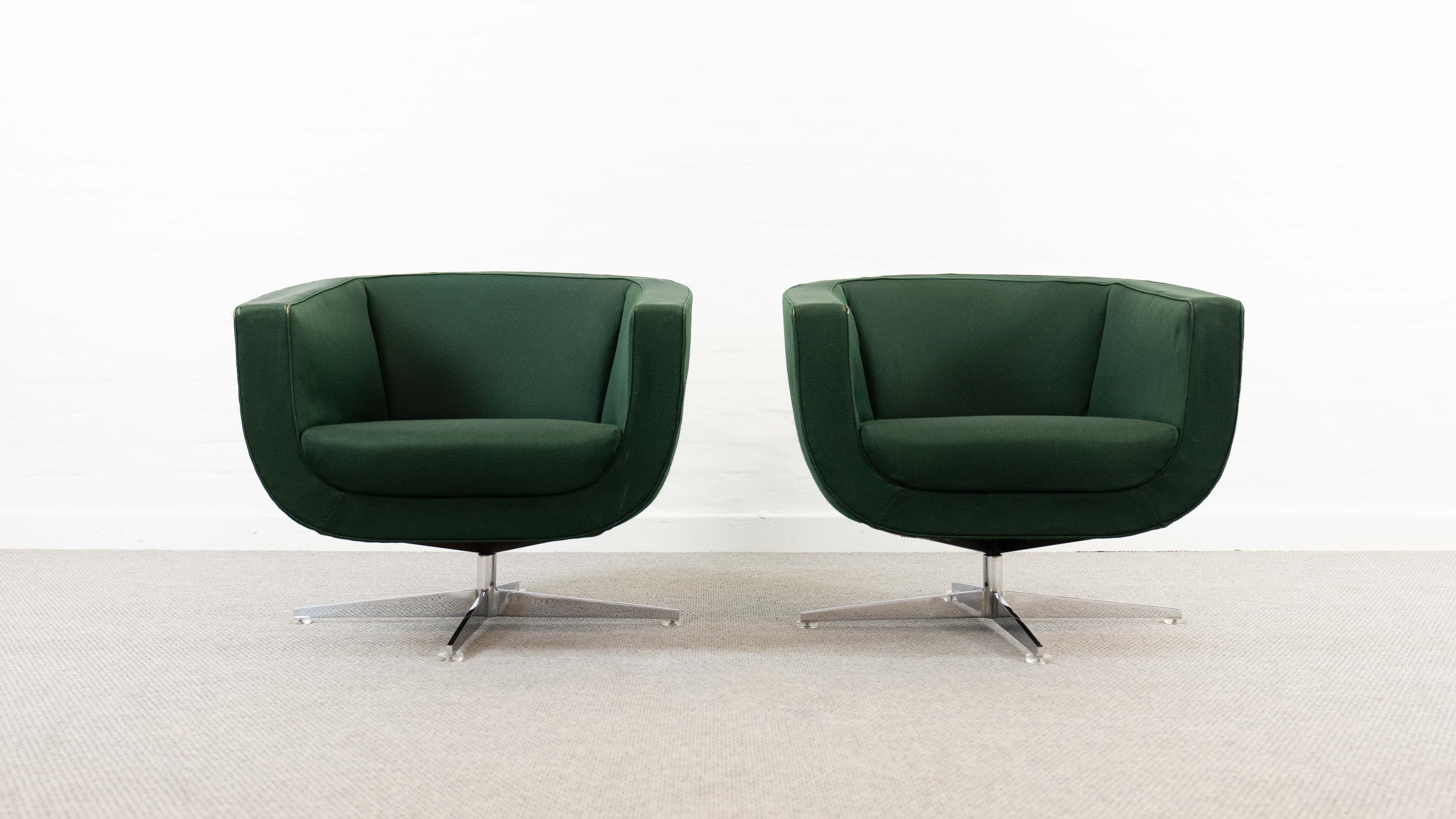 Vintage Mid Century Clubchairs - Cocktail Chairs in dark green fabrics 60s