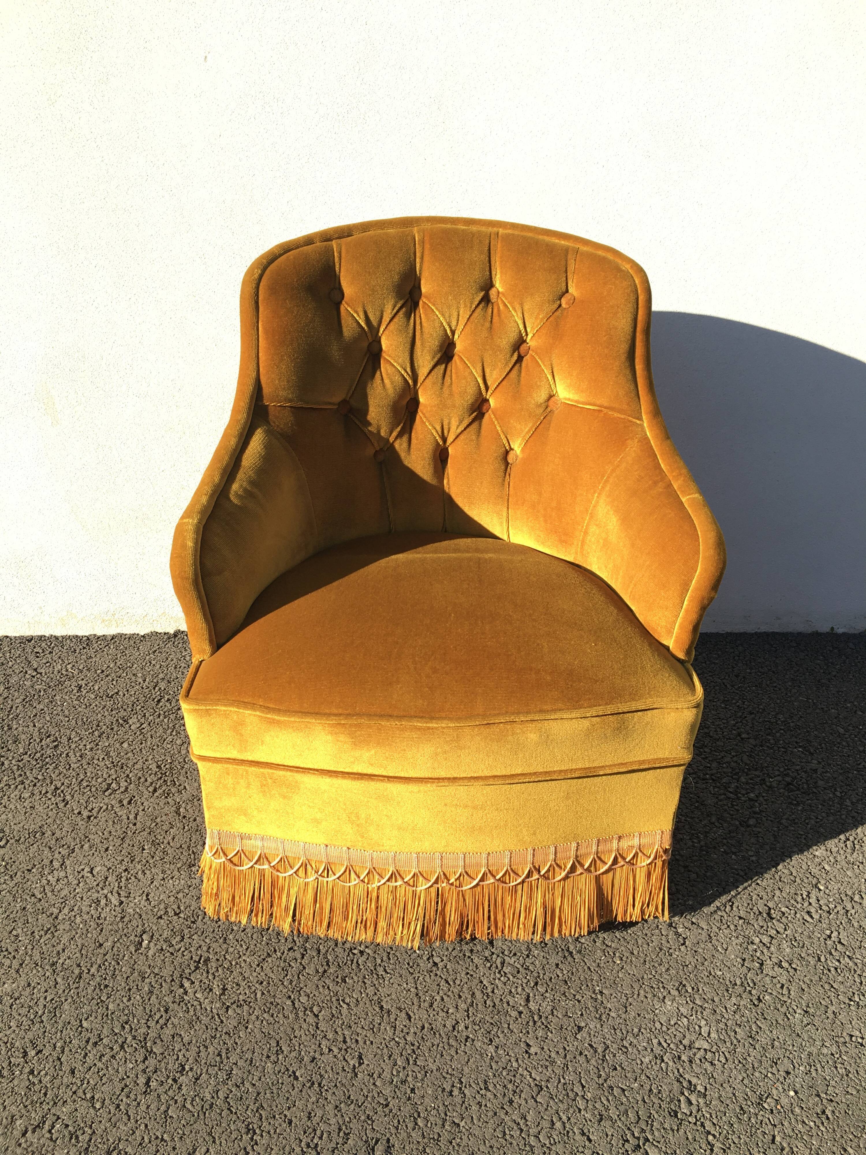 Vintage toad chair velvet gold