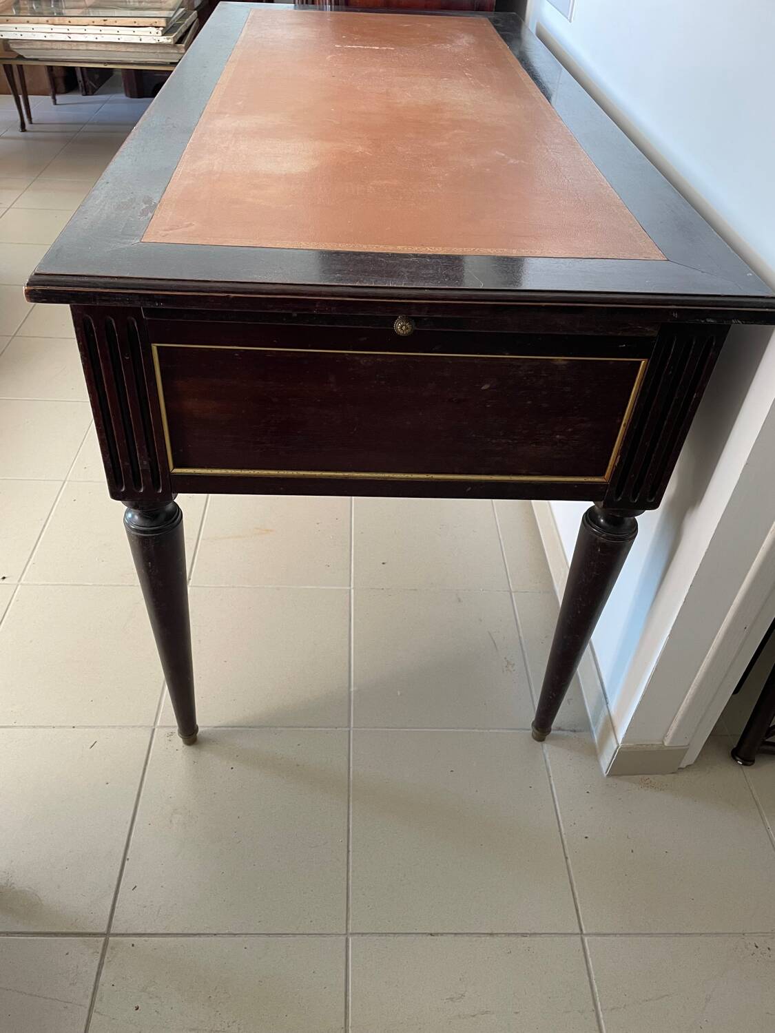 Antique Louis XVI style desk – solid wood + leather + extensions