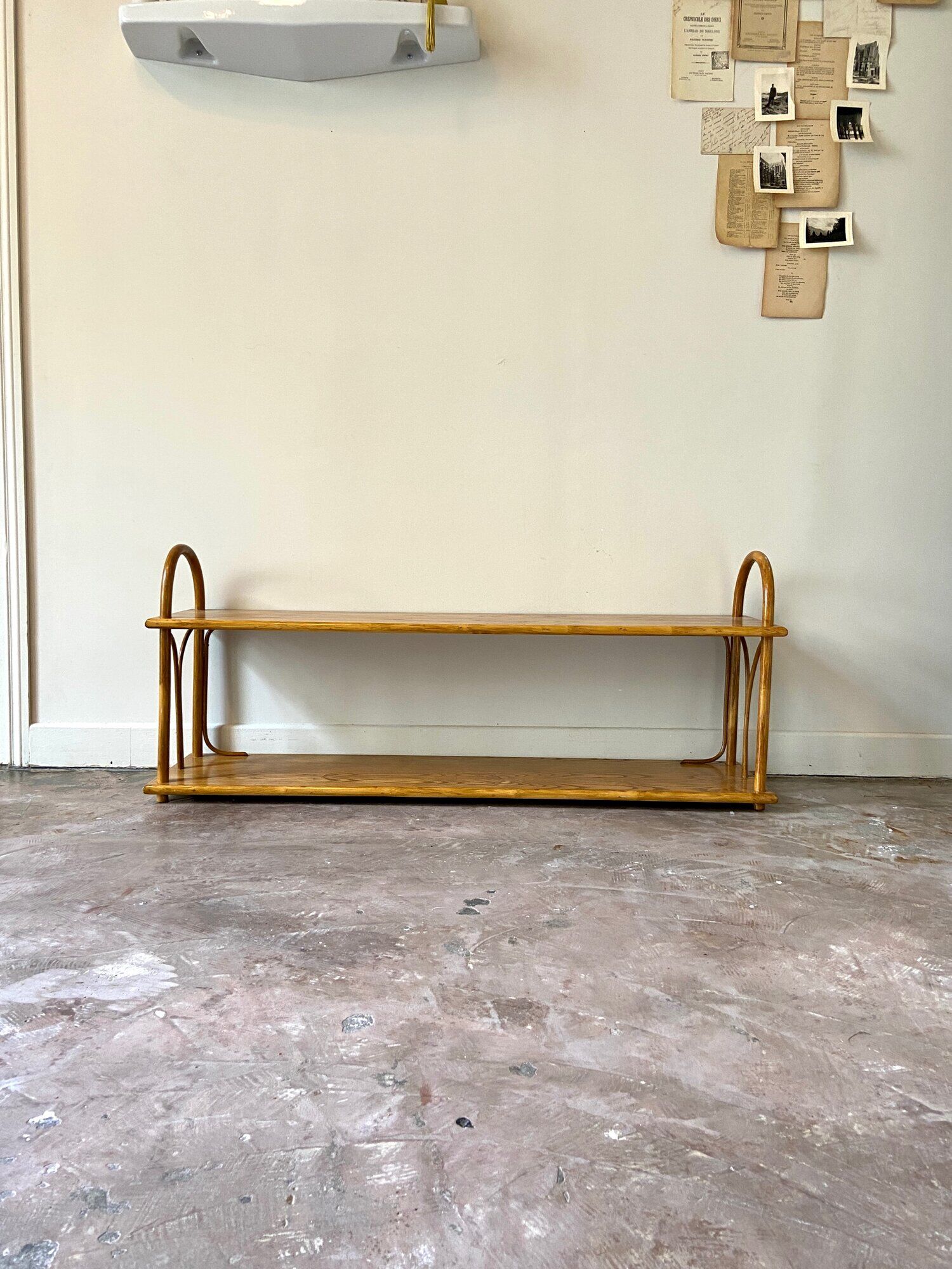 Wall shelf in light wood and rattan 1960s