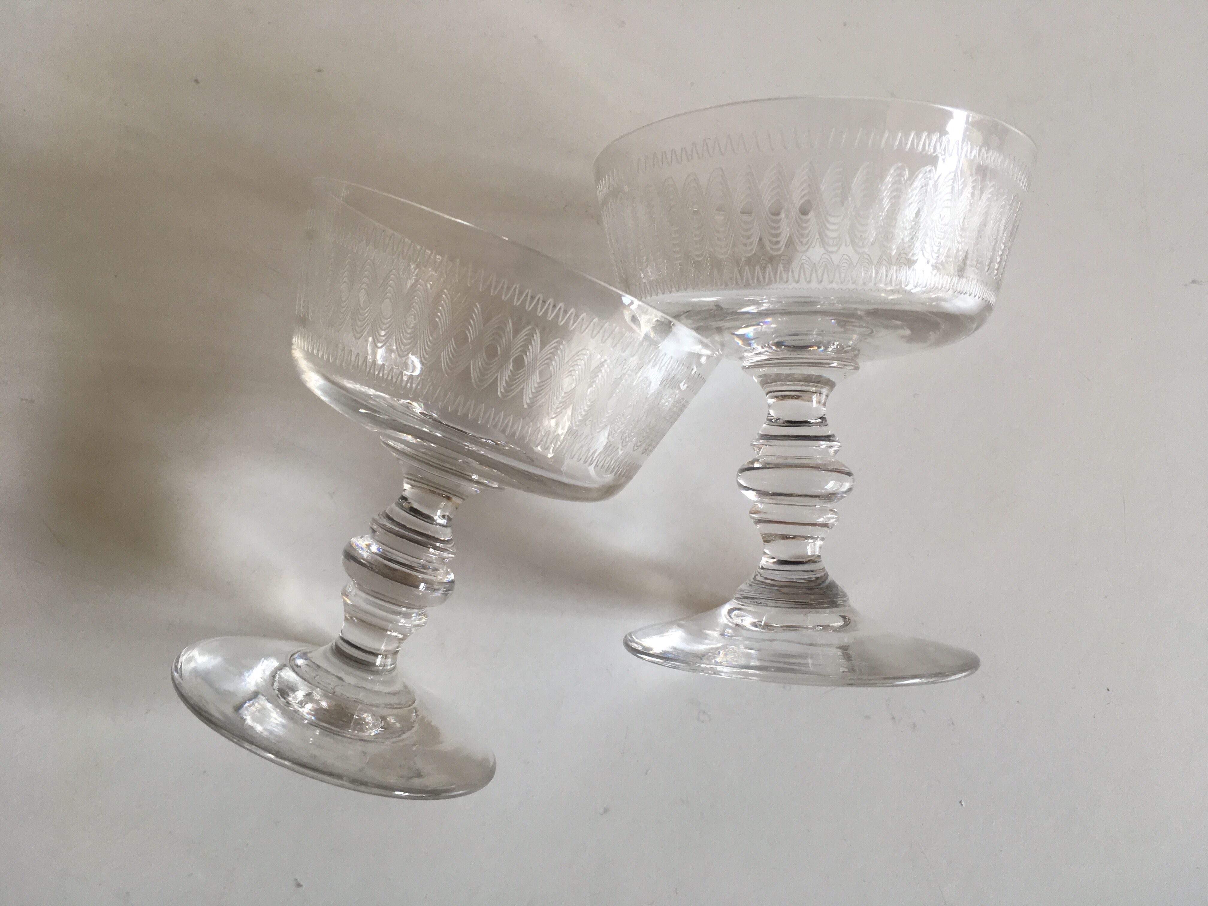 Set de 6 coupes à champagne en cristal sonnant années 20s