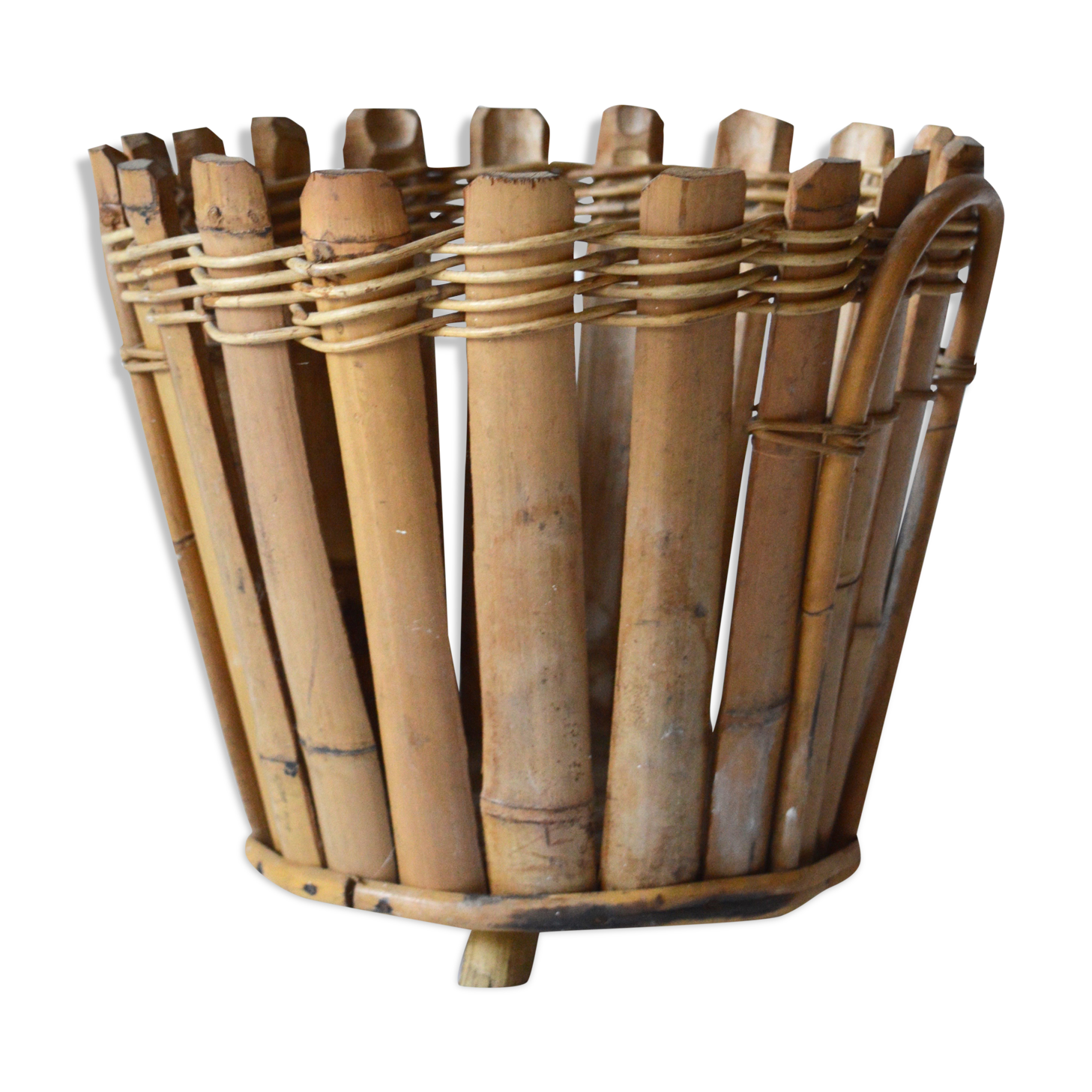 Rattan pot-pot