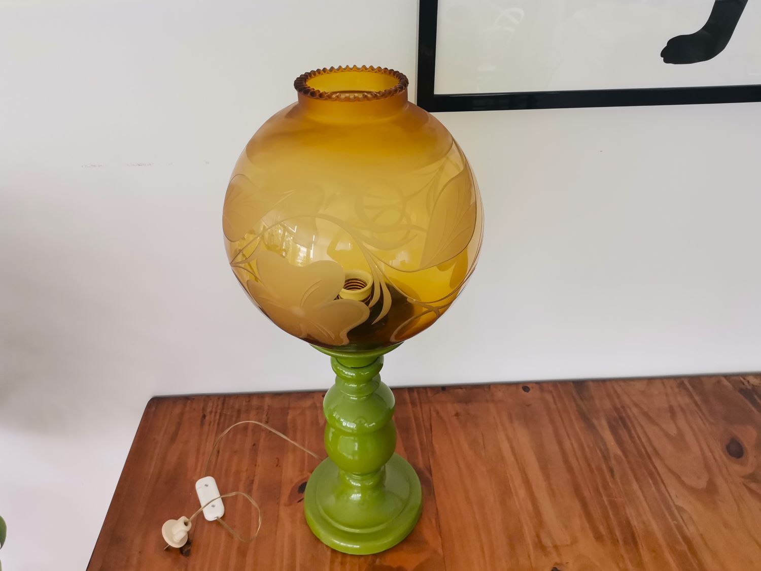 Mid-century italian yellow & green wood and glass table lamp