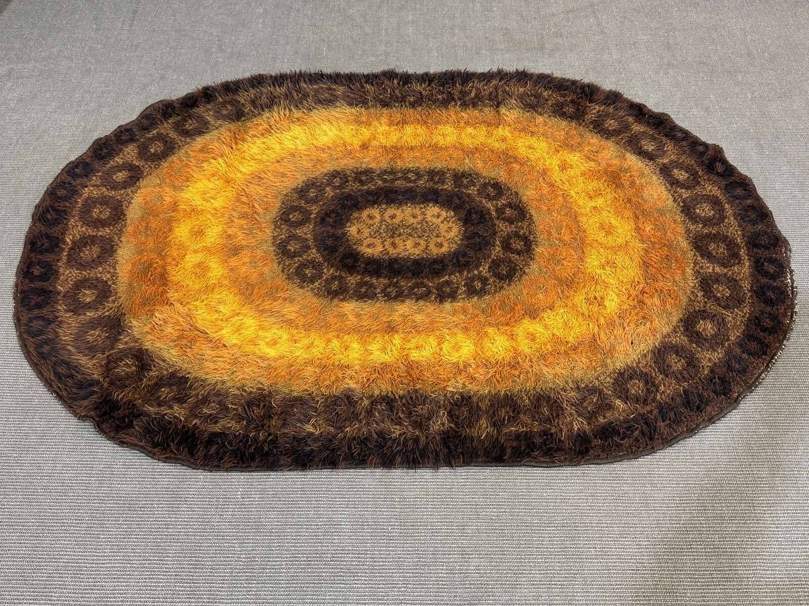 1970s wool carpet - 1.94m x 1m