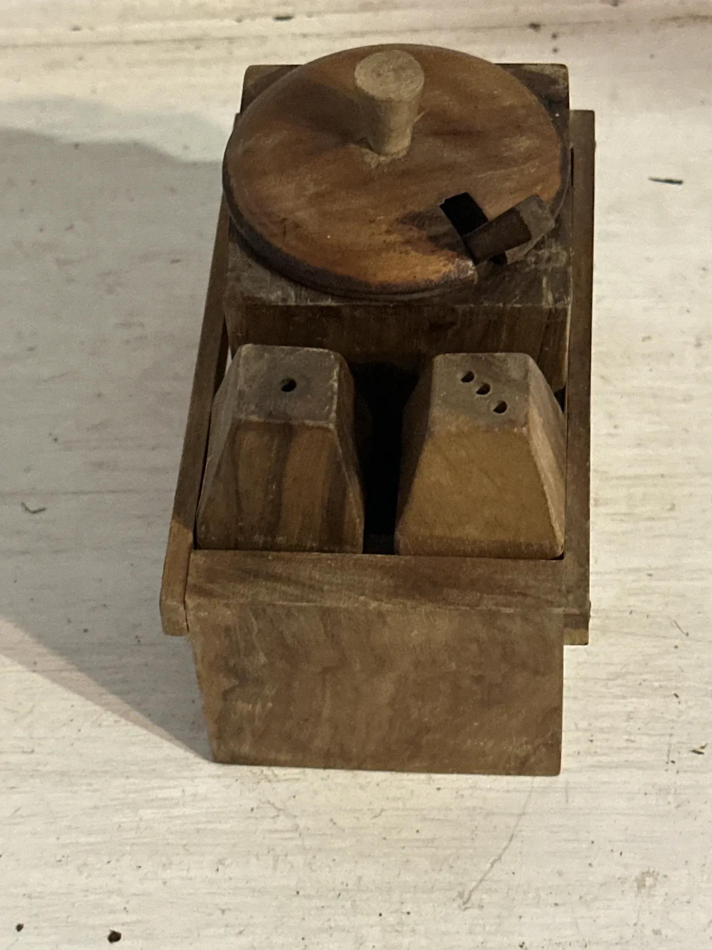 Brutalist condiment service in wood – Mid-Century 1950s