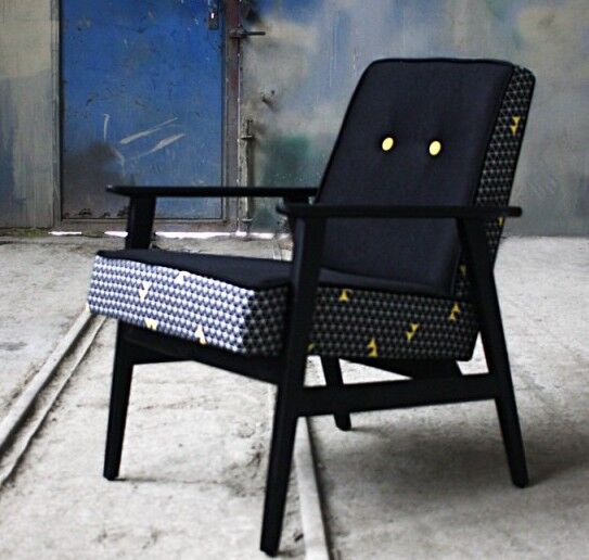 Chair vintage yellow triangles