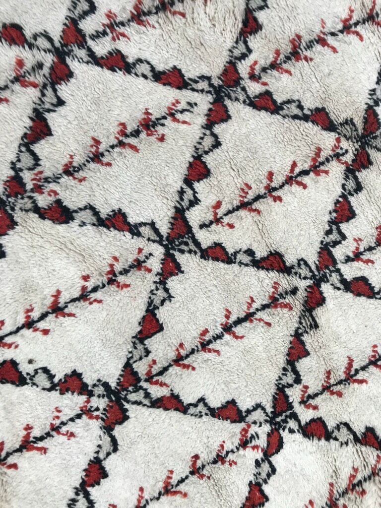 Former carpet blessed ouarain Moroccan 154 x 195 cm