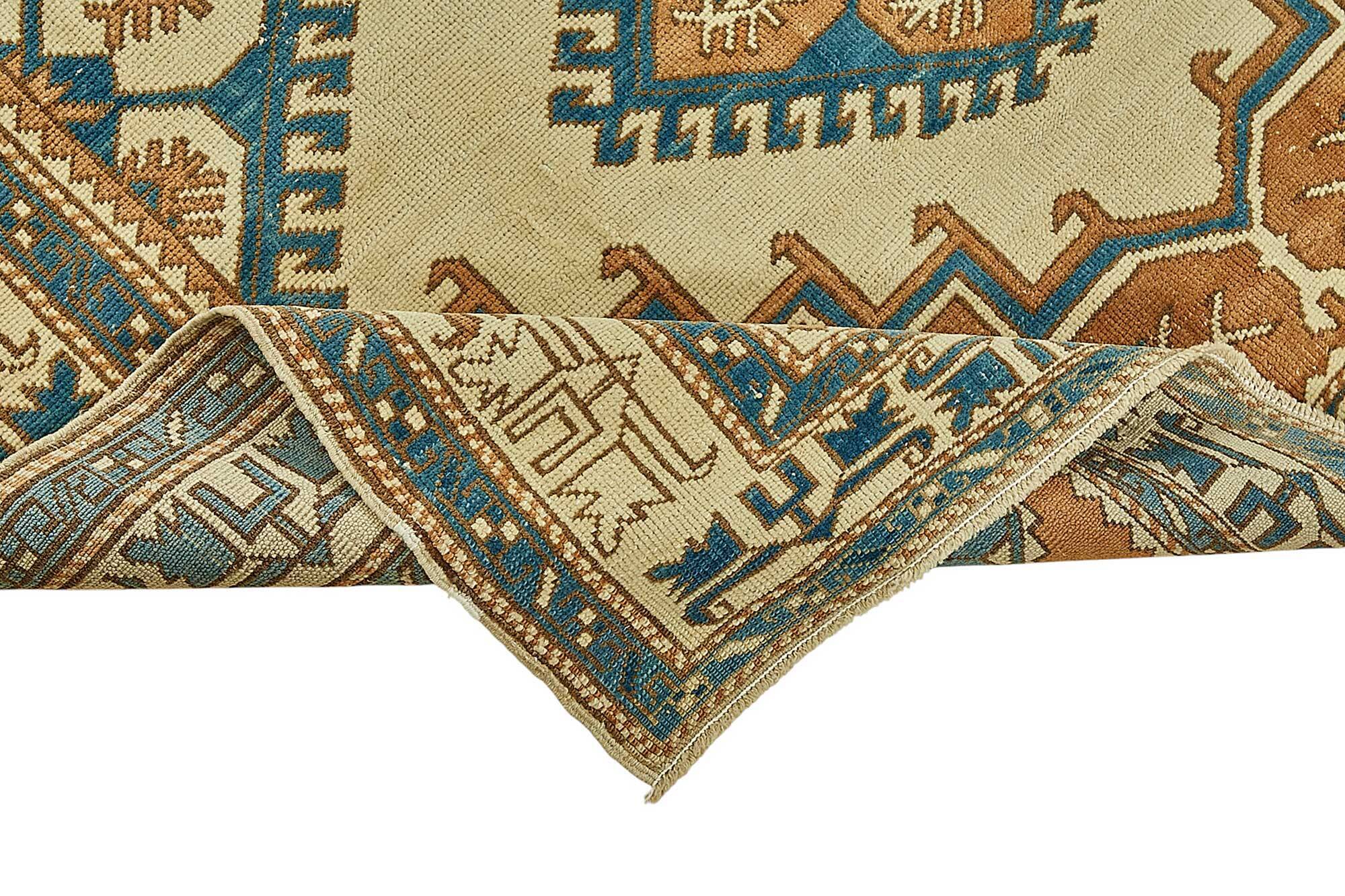 Turkish Vintage Anatolian Rug 134 cm x 214 cm