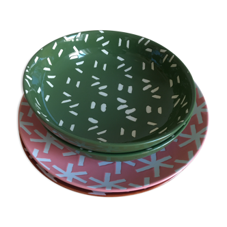 Set of 4 plates