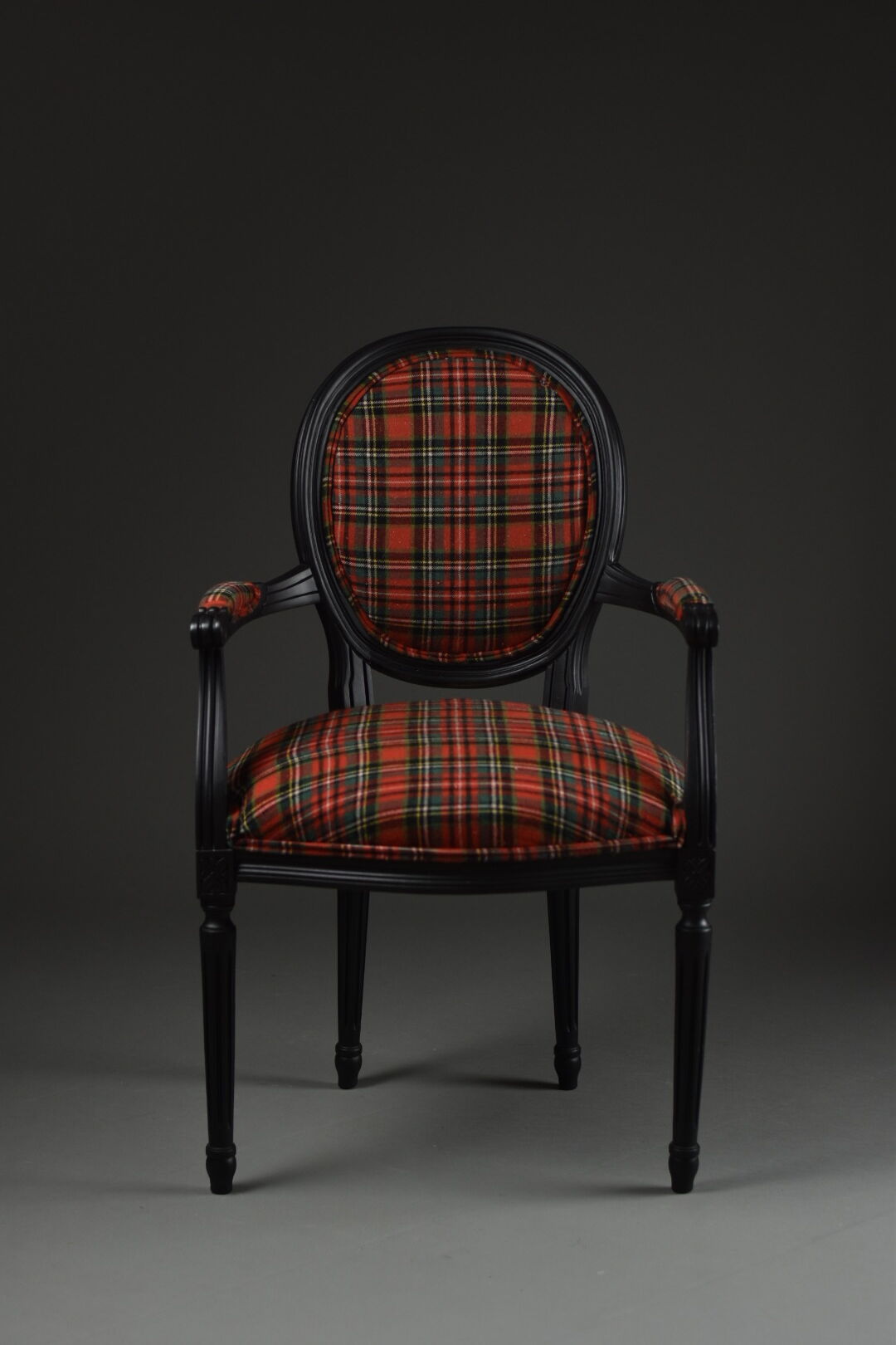 Medallion Chair with Tartan Fabric, Early XXth century