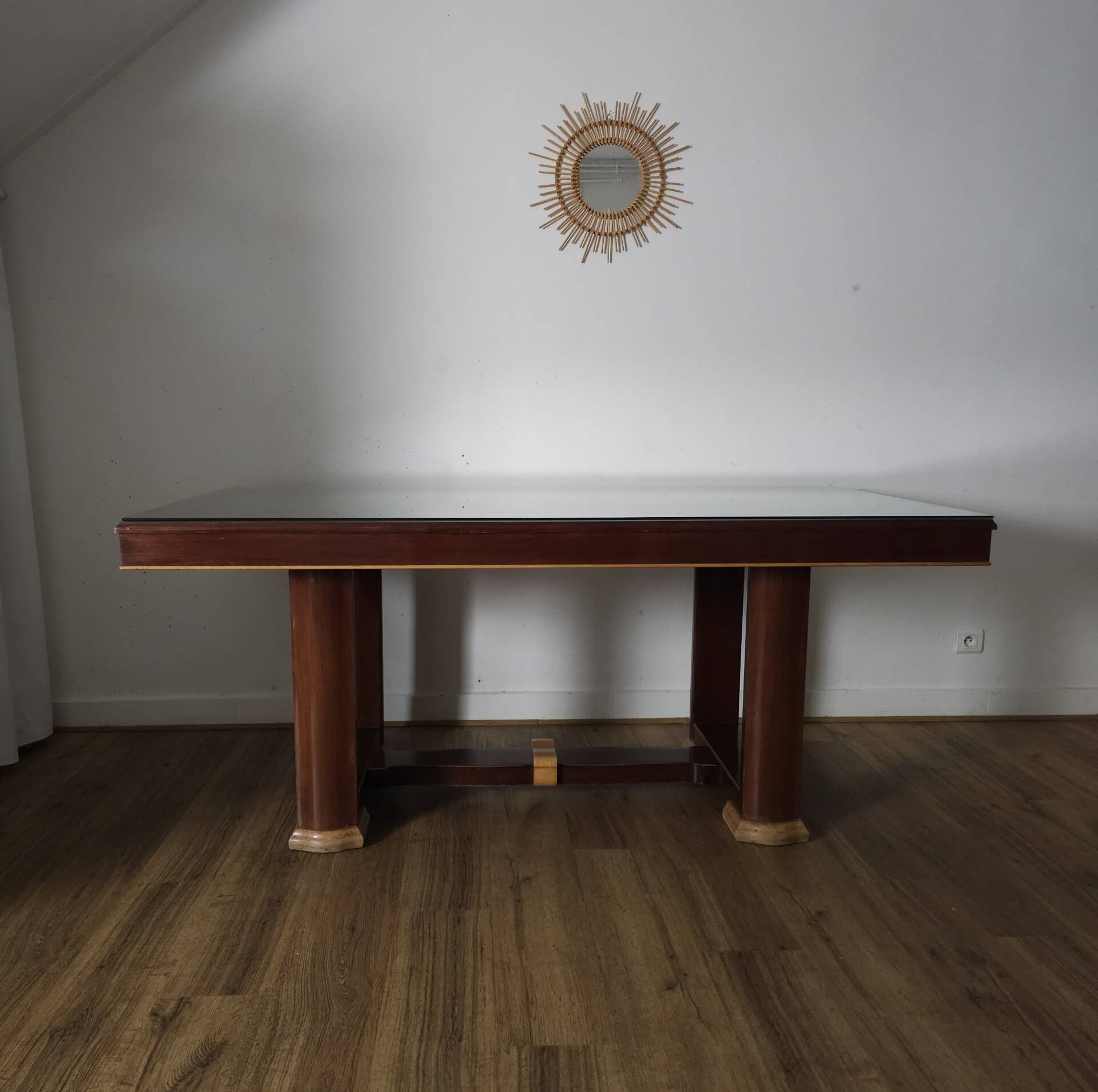 Table architecturale style Art Déco & tiroirs secrets (1970)