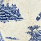 Blue and white porcelain dish China XVlllth pagoda decoration