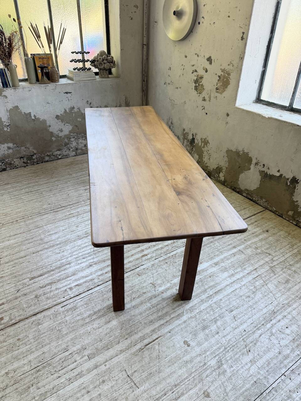 Walnut farmhouse table 2.10m from the 50s