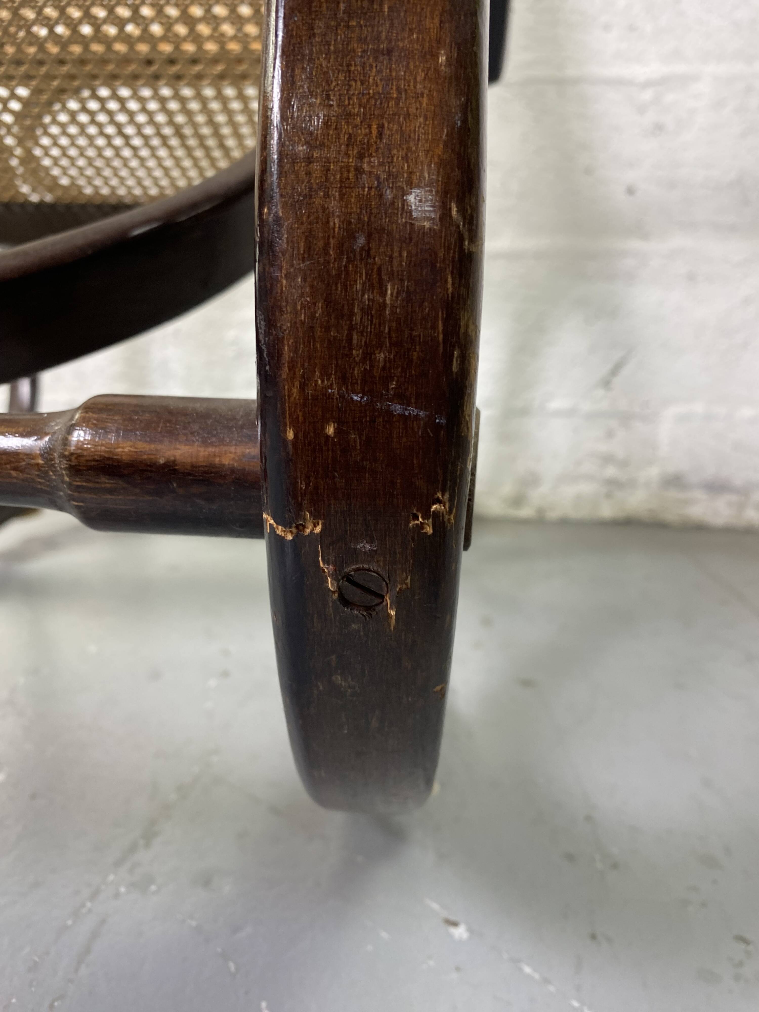 Rocking chair Chair in wood and Cannage from the 70s