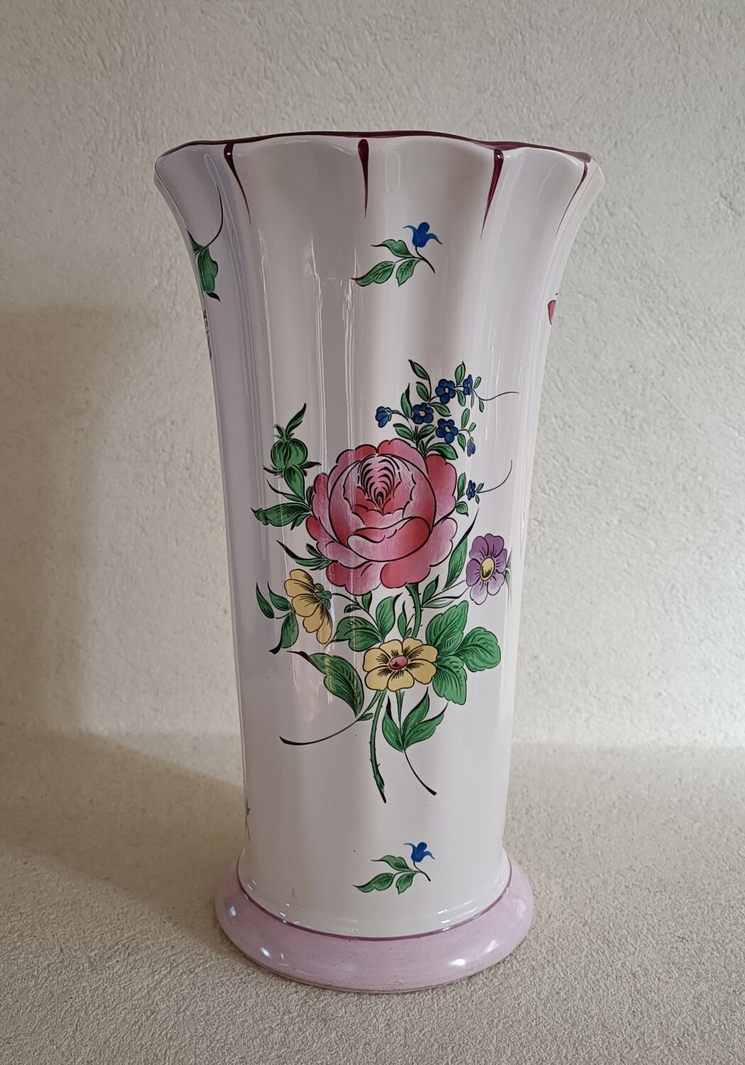 Vase en faïence de Lunéville décor Réverbère