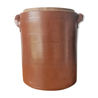 Sandstone pot