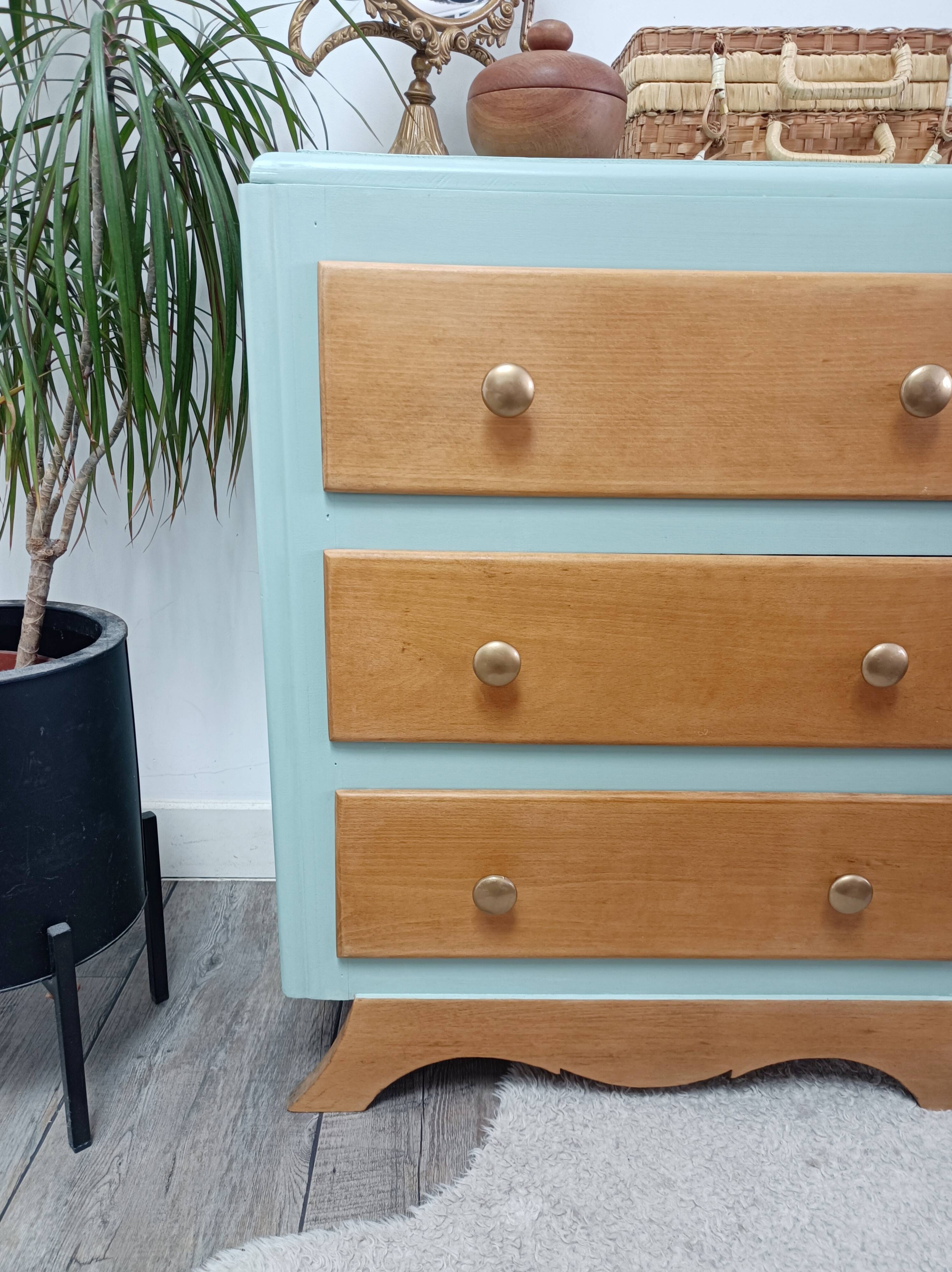 Small 3-drawer chest of drawers, green and wood