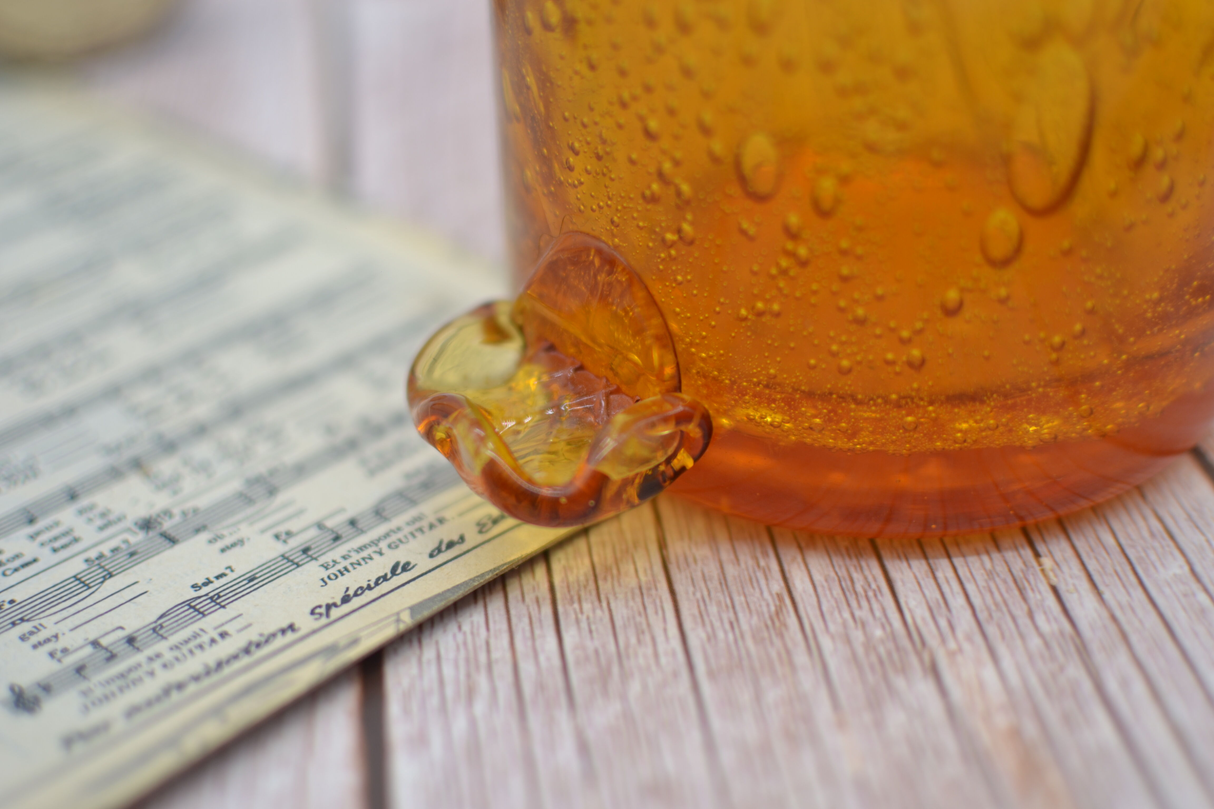 Champagne decanter/Champagne soup in blown glass