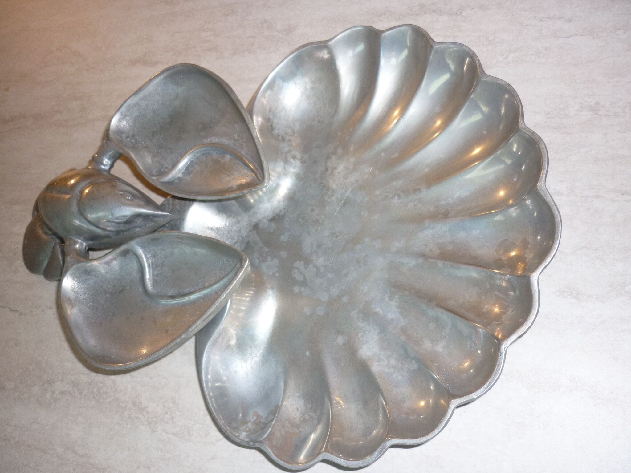 Dish pewtarex york pensilvania lobster scallops 1950