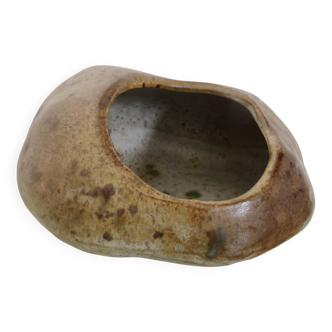 Ceramic pocket emptier, signed