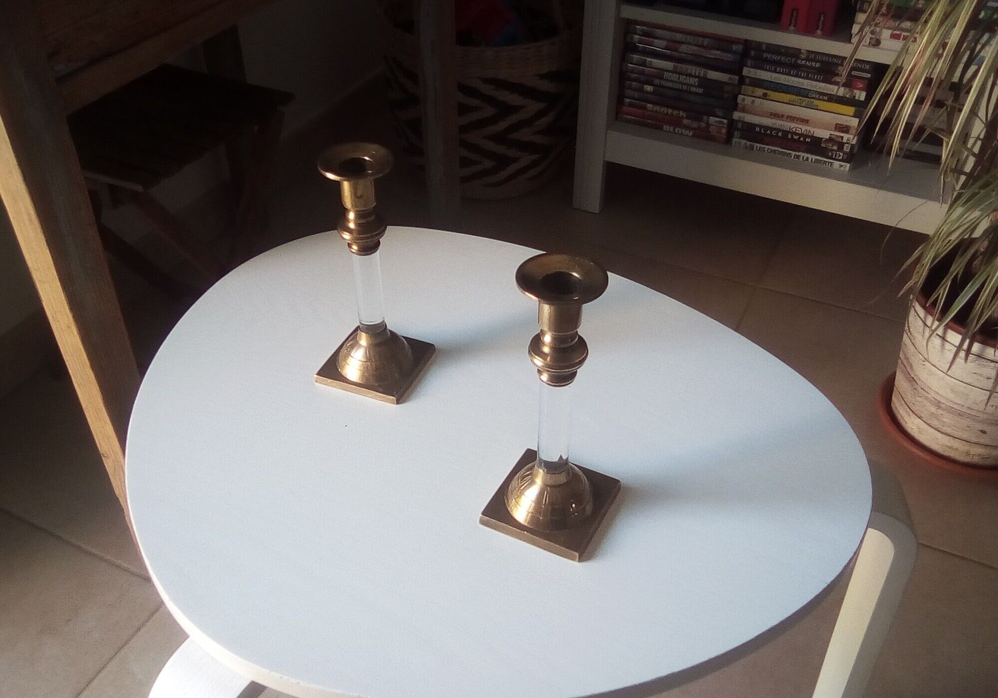 Pair of vintage candlesticks in solid brass and lucite