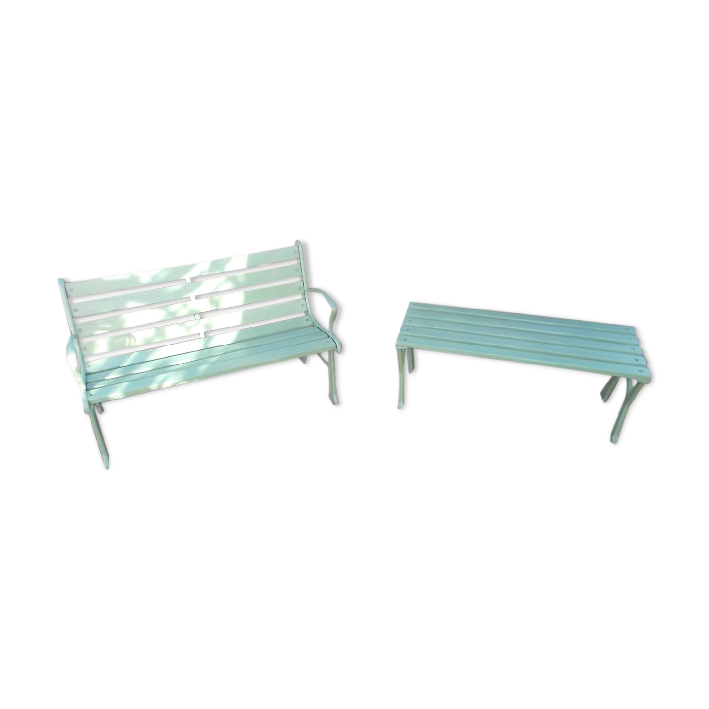 Set of 2 garden benches, for children in cast iron and wood
