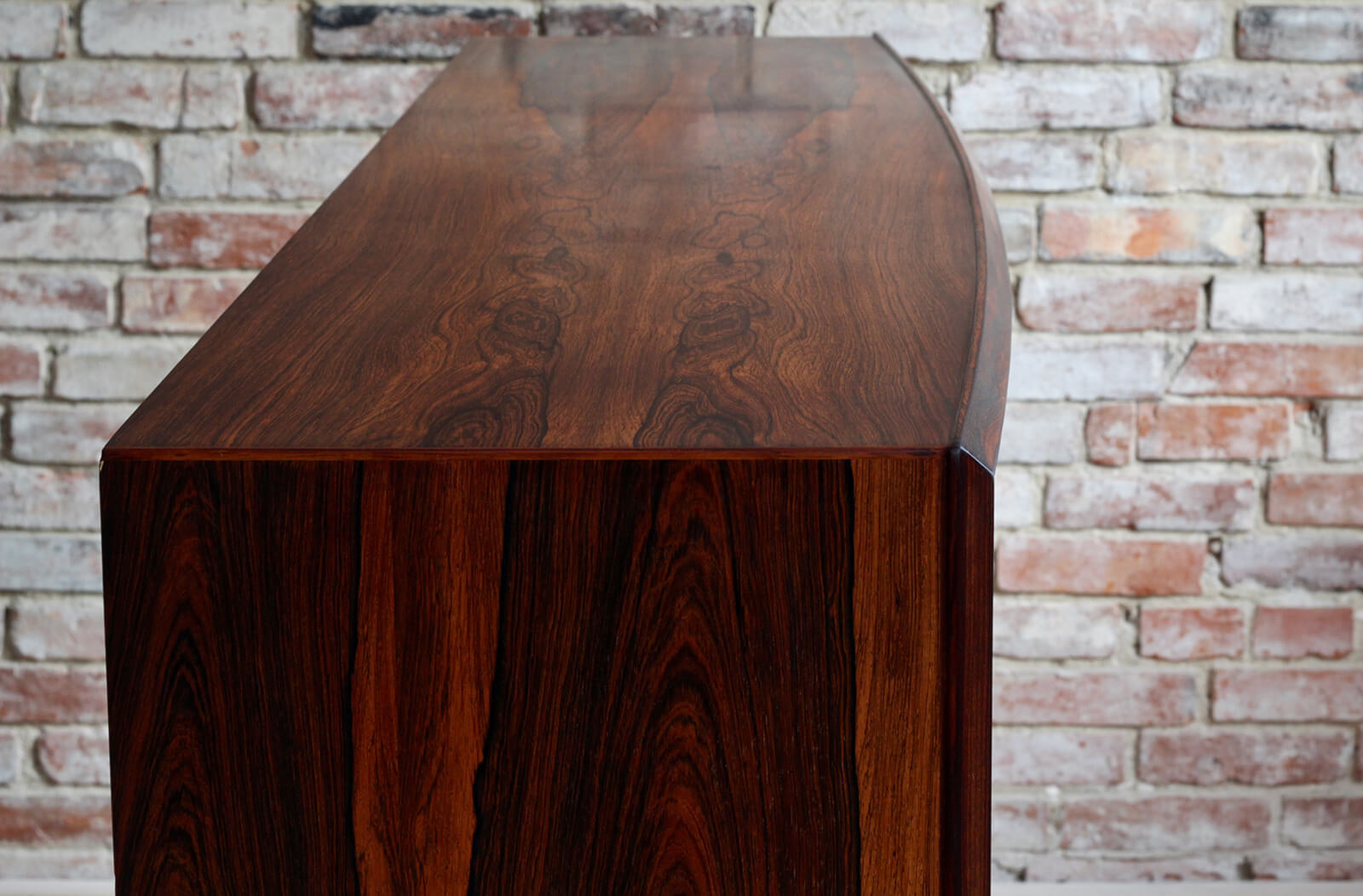 Danish highboard in brasilian rosewood by H. P. Hansen, 1960