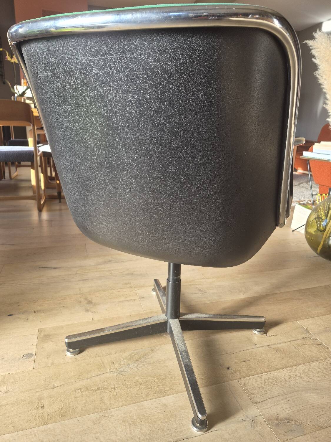 Charles Pollock executive armchair