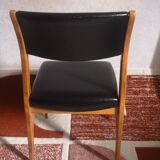 2 Scandinavian chairs