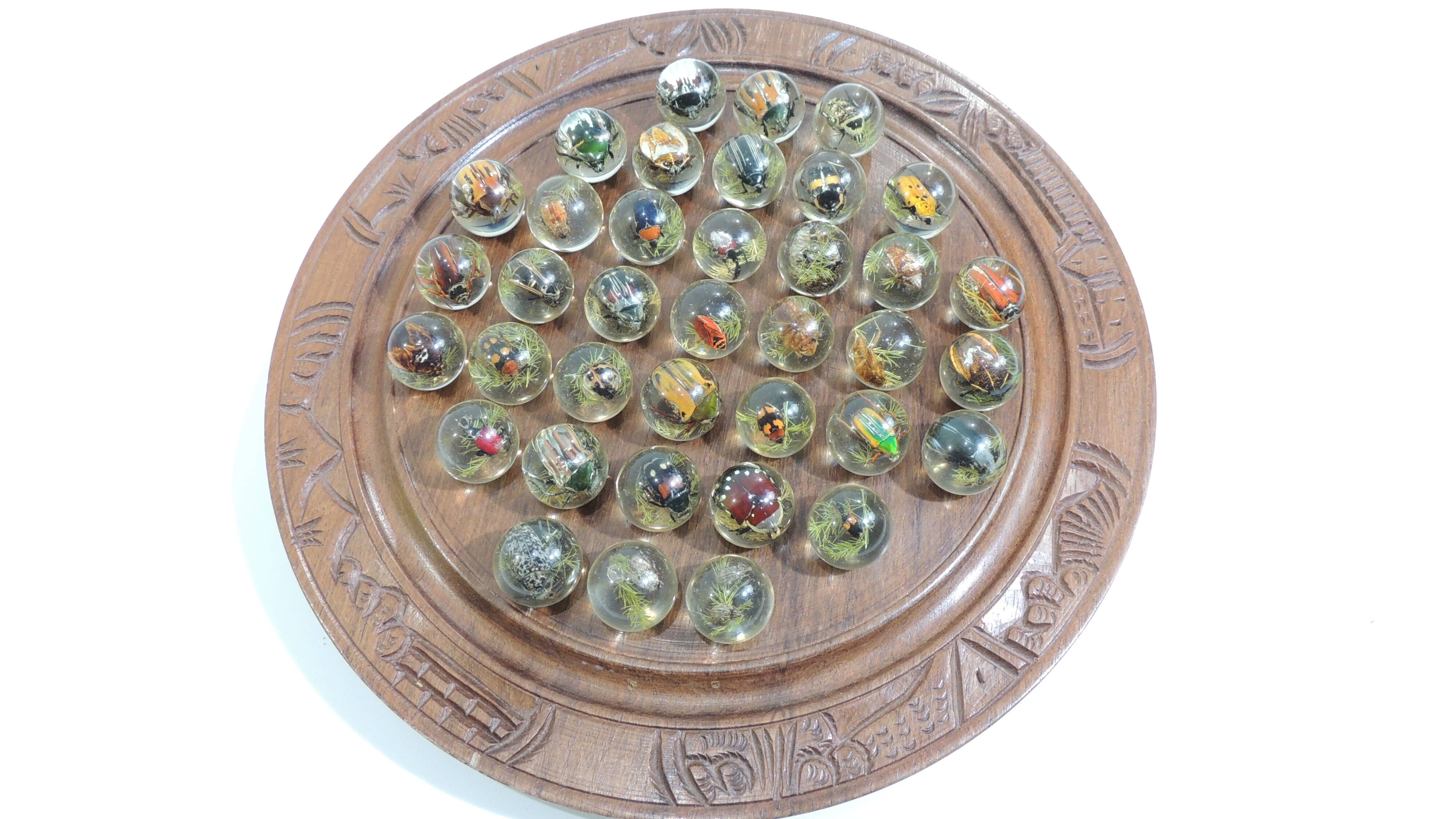 Vintage wooden carved solitaire game – Resin balls with insects –