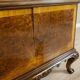 Vitrine en bois et placage d'acajou Chippendale, années 1930