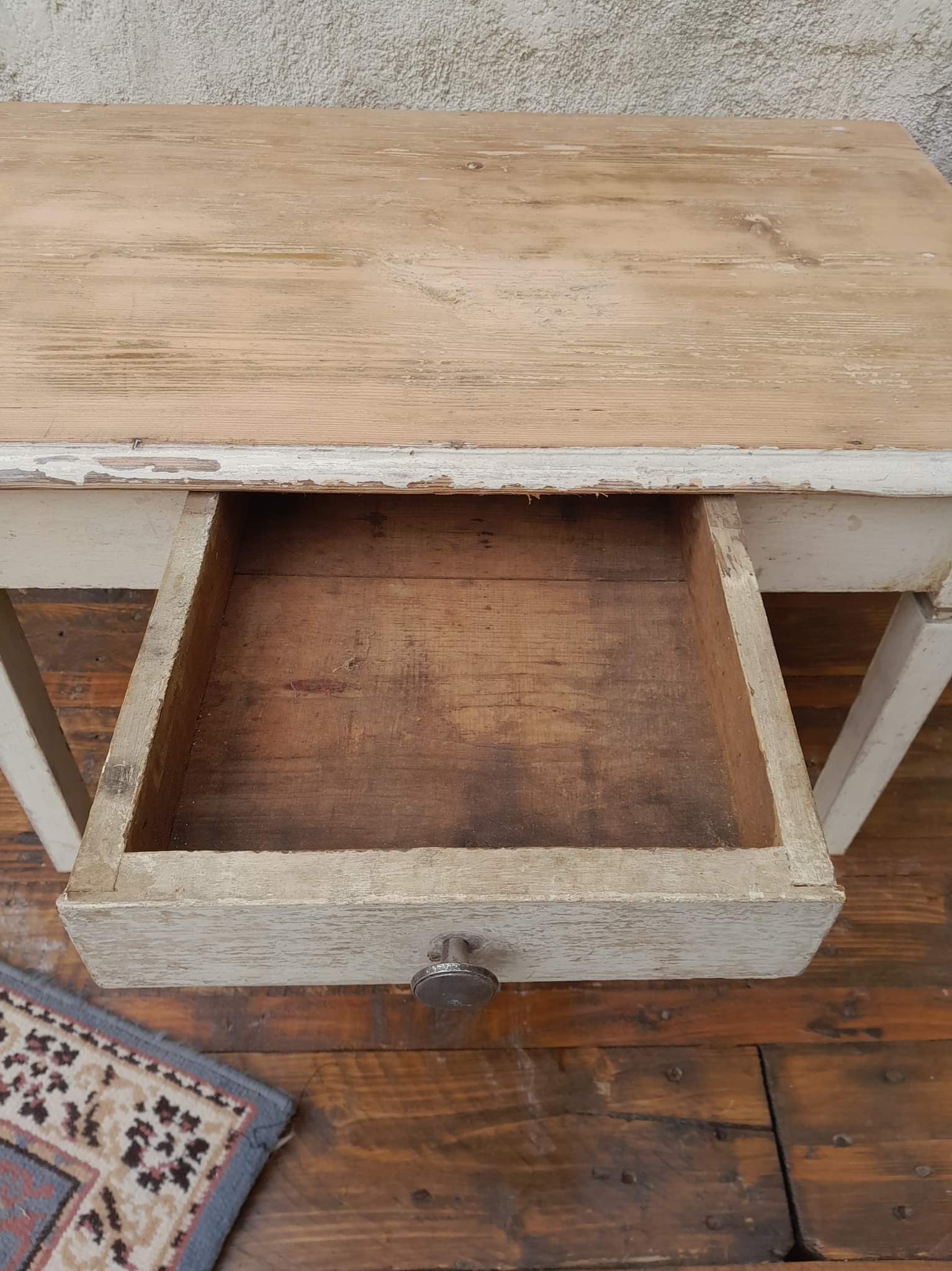 Table basse de ferme