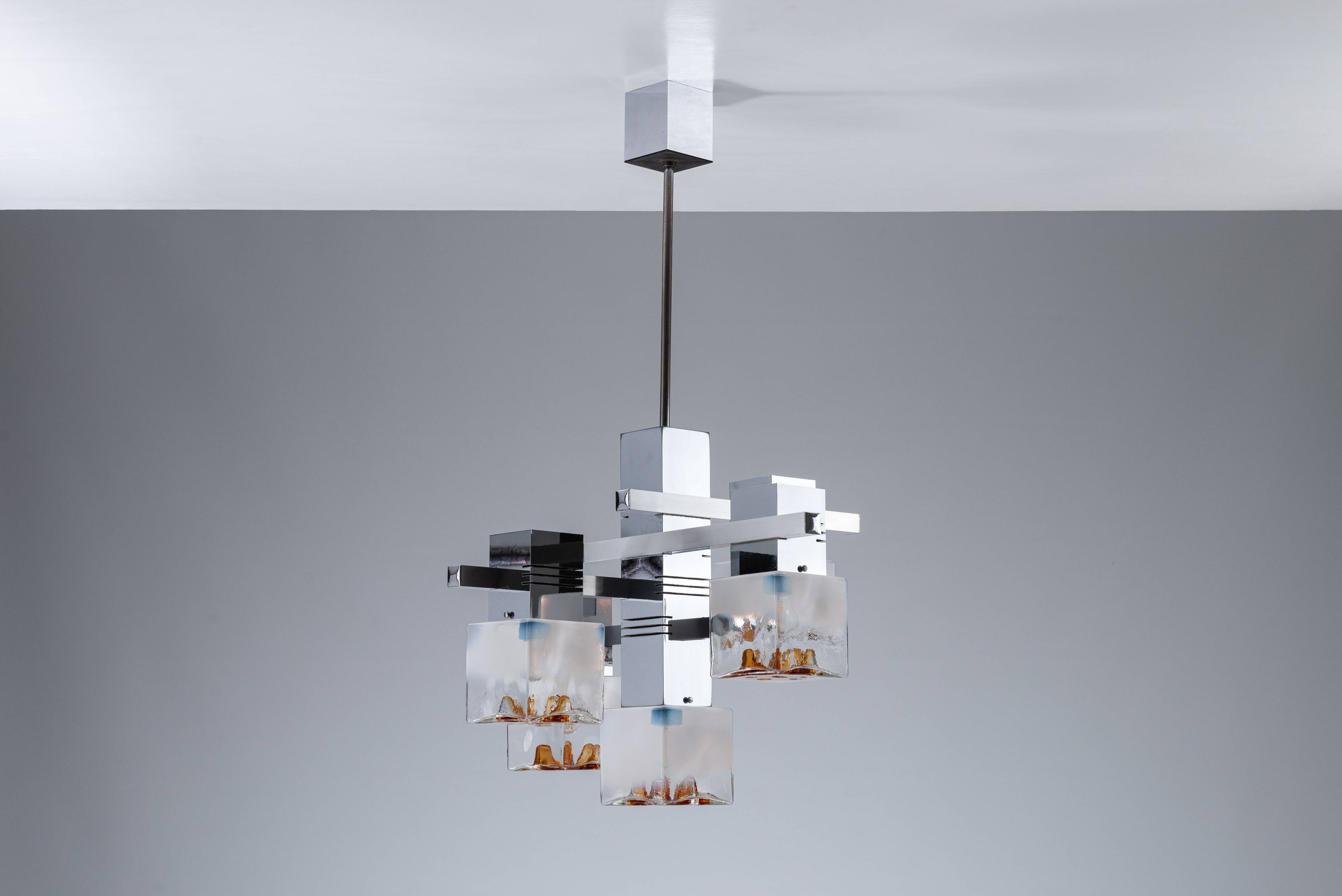 Lustre cubique conçu par Gaetano Sciolari pour AV Mazzega, Italie, années 1970