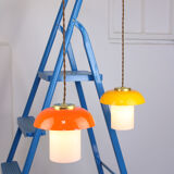 3 suspensions champignon en verre et laiton du milieu du siècle