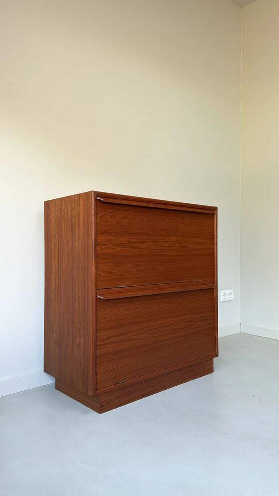 Cabinet danois vintage en teck, 2 portes
