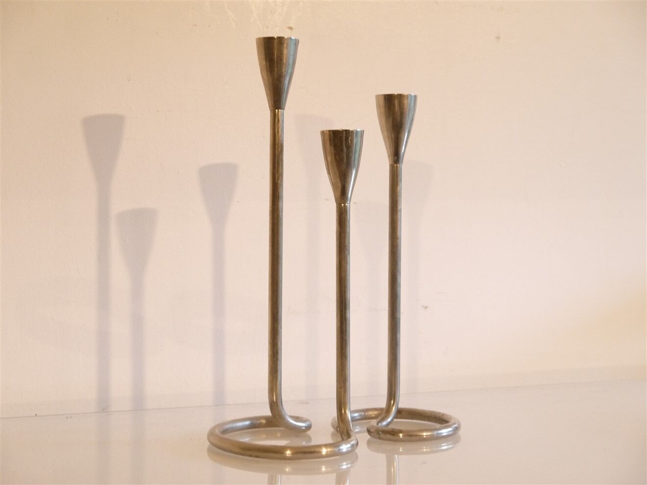 Pair of vintage candle holders in cast aluminum 1970
