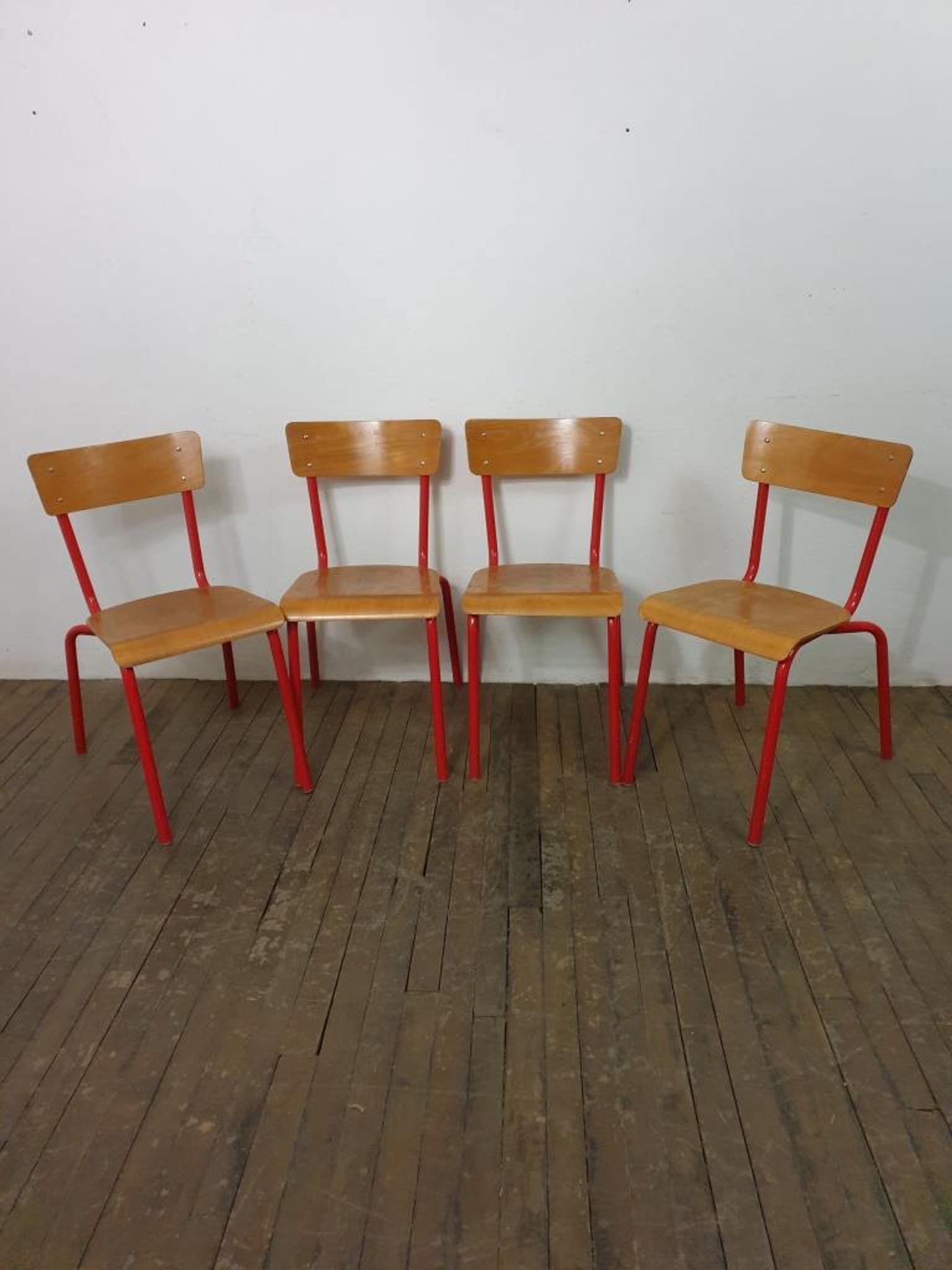 Chaises d'école