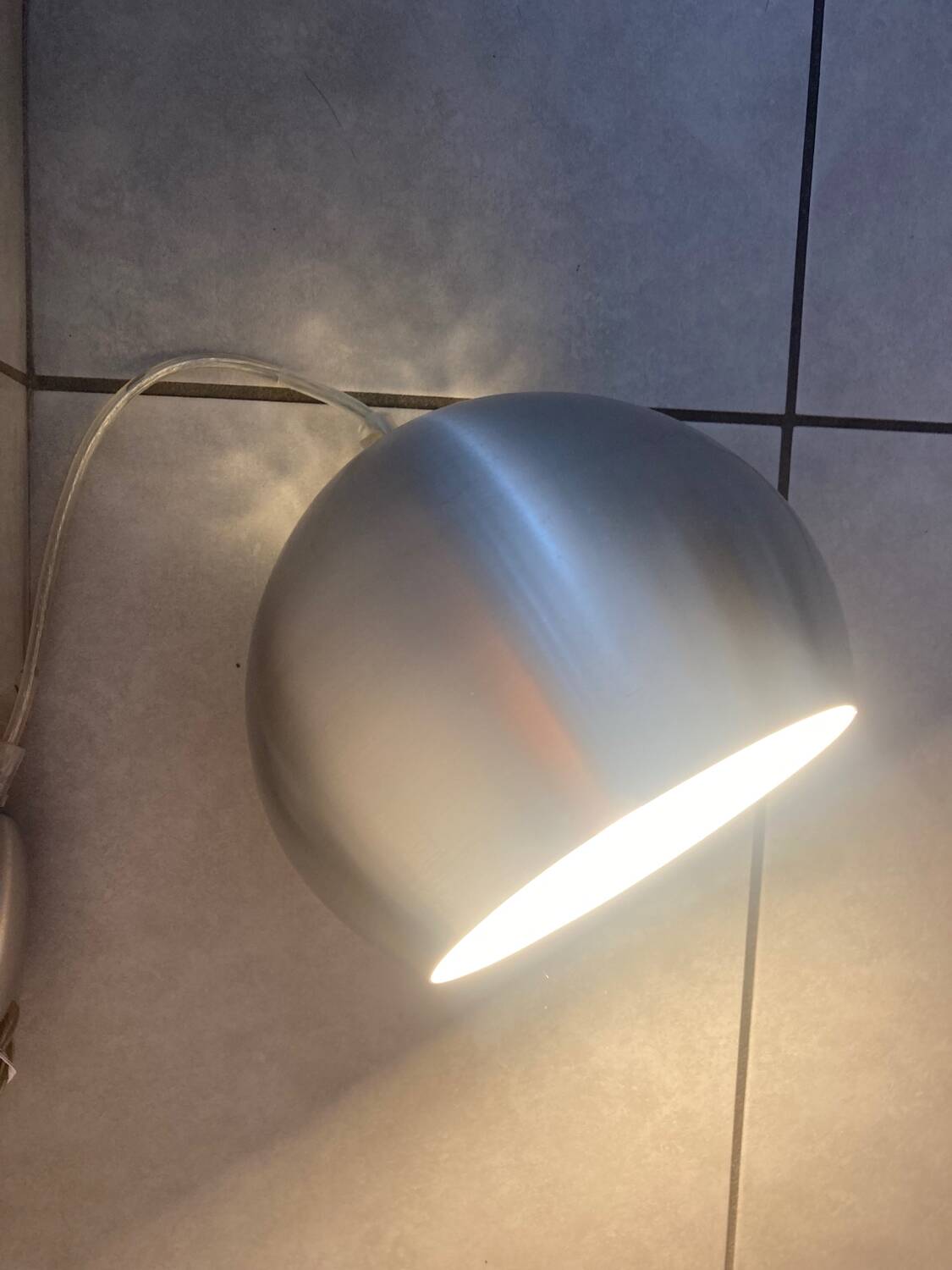 Brushed aluminum ball suspension